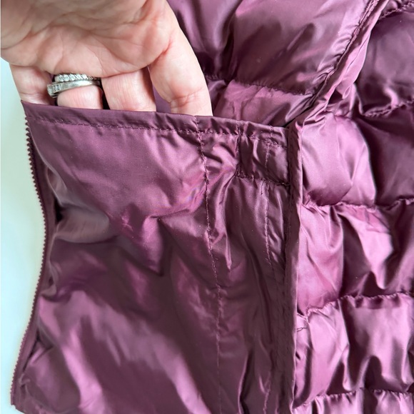 32 degrees heat quilted puffer vest Burgundy lightweight. Great for travel sizeM - Picture 7 of 10